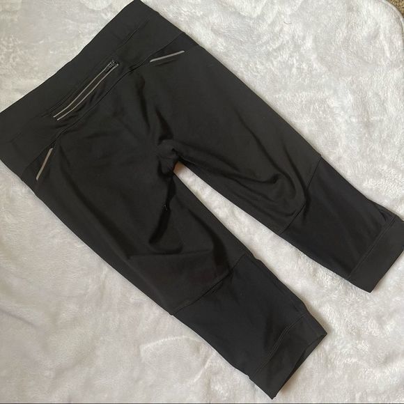 Athleta Black Reflective Mesh Drawstring Capris S - Picture 7 of 11